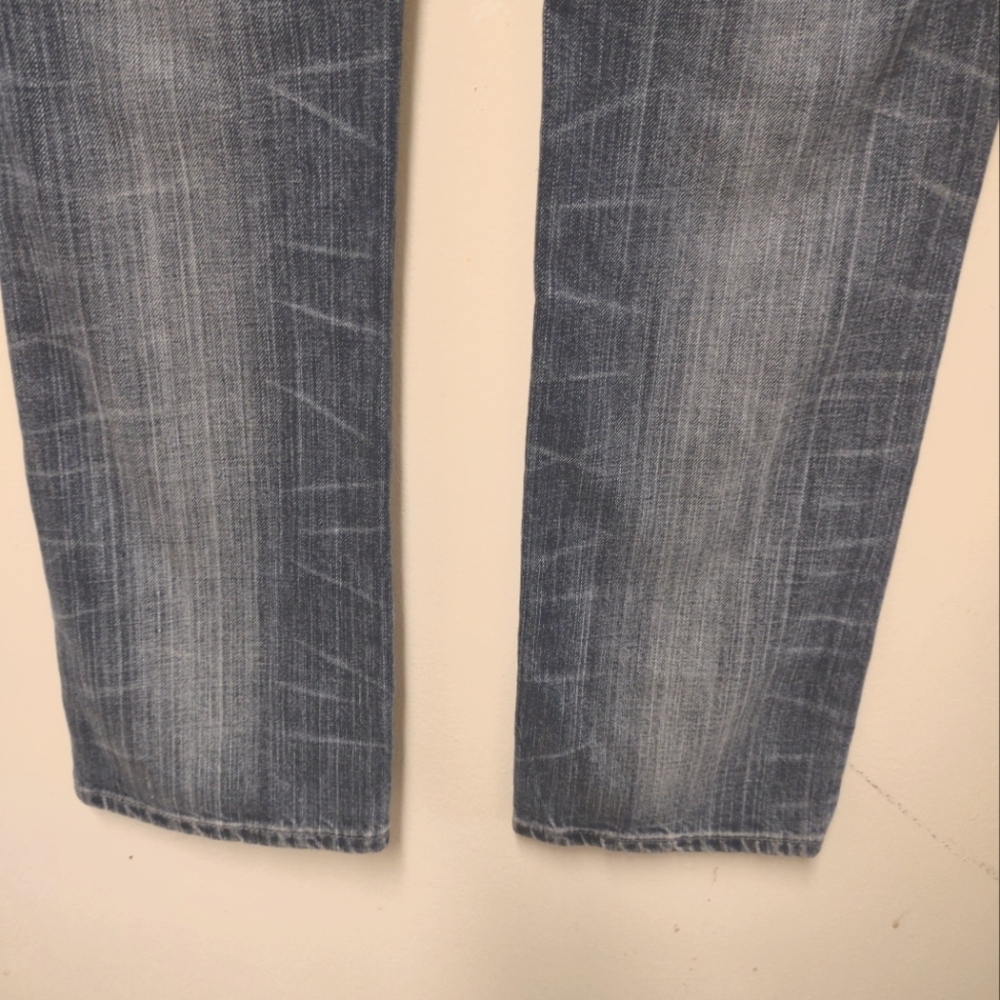 Levi's Blue Women's Dark Wash Straight Leg Denim Jeans Size 30W 32L - Picture 8 of 15